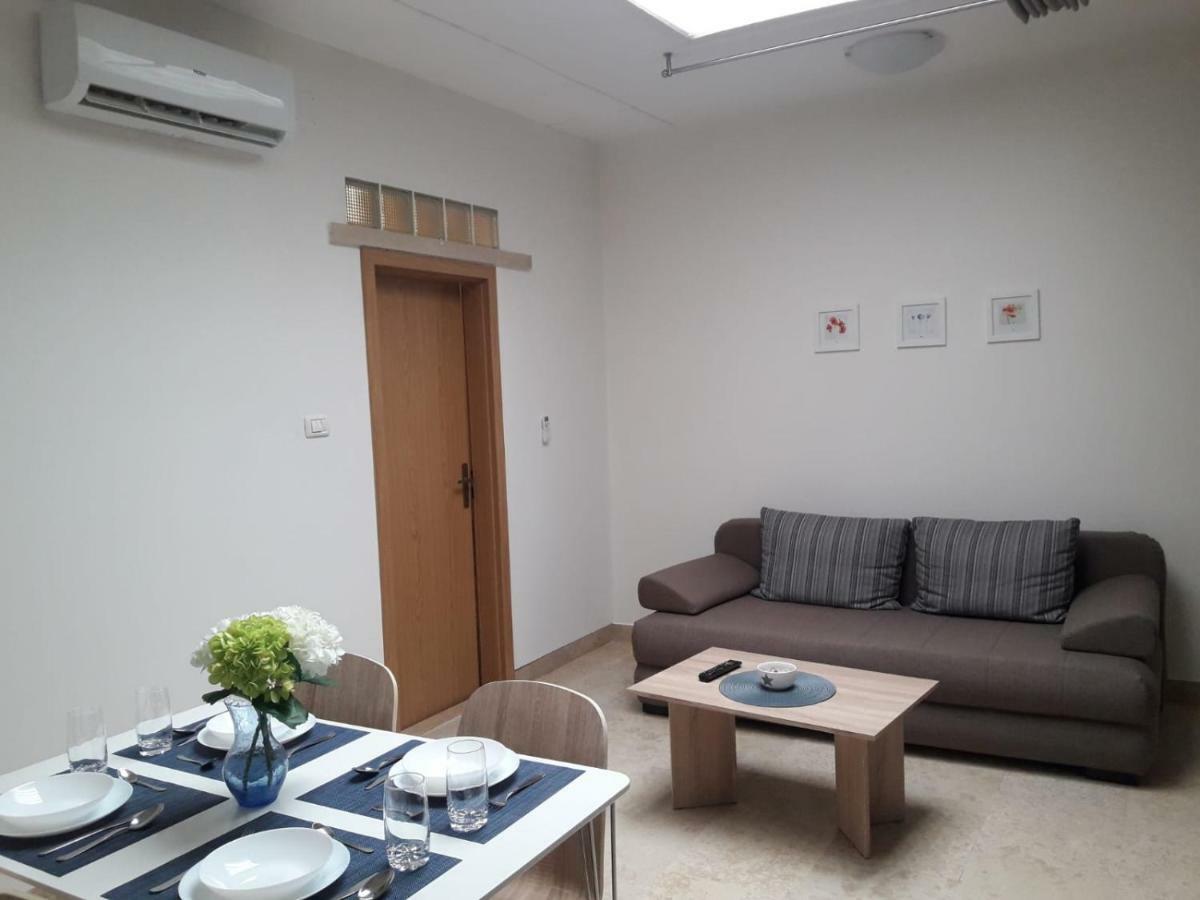 Apartman Ivana Pula Exterior foto